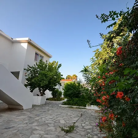 Apart Otel Aspro Spiti Tigaki