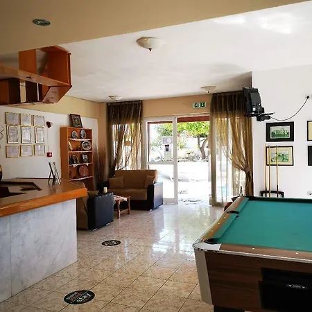 Aspro Spiti Aparthotel 2*