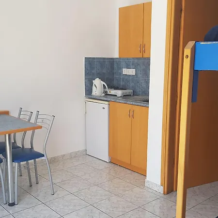 Aspro Spiti Apartmanhotel