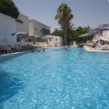 Aspro Spiti Apart-hotel