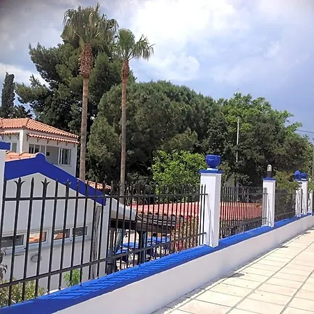 Aspro Spiti Apartmanhotel