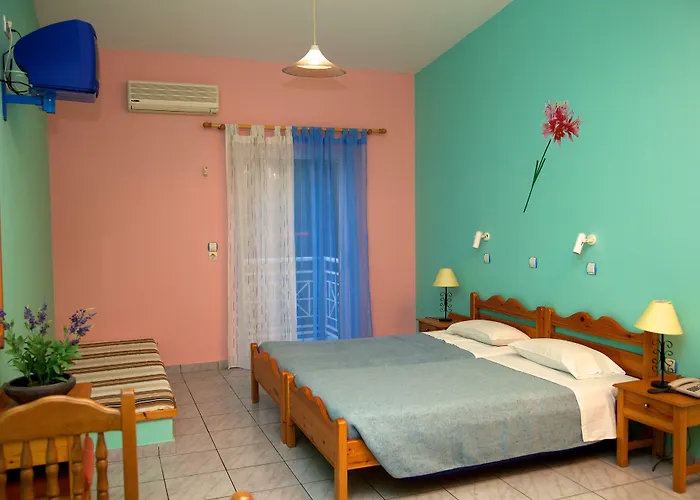 Aspro Spiti Tigkaki (Kos)