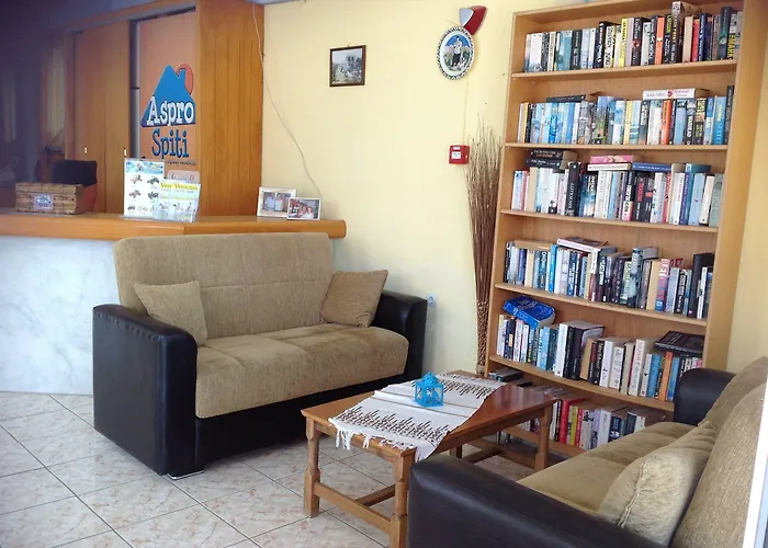 Aspro Spiti Aparthotel