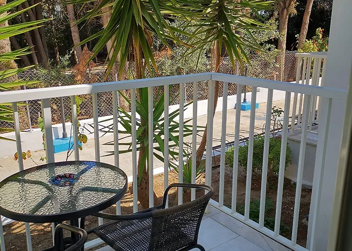 Aspro Spiti Aparthotel