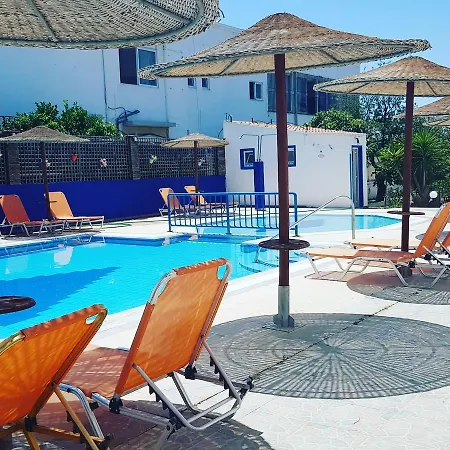 Ξενοδοχείο με διαμερίσματα Aspro Spiti