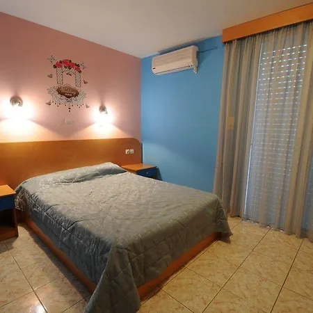 Aspro Spiti Τιγκάκι