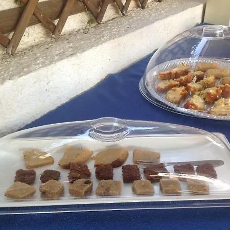 Ξενοδοχείο με διαμερίσματα Aspro Spiti