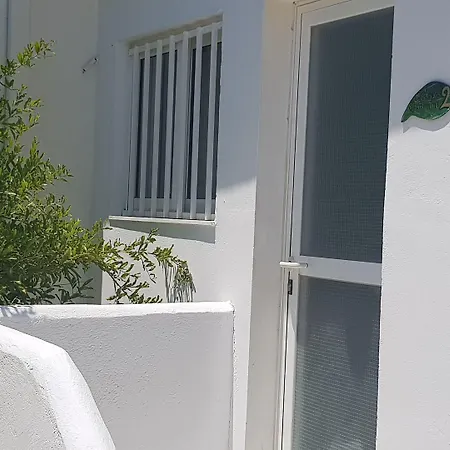 Ξενοδοχείο με διαμερίσματα Aspro Spiti