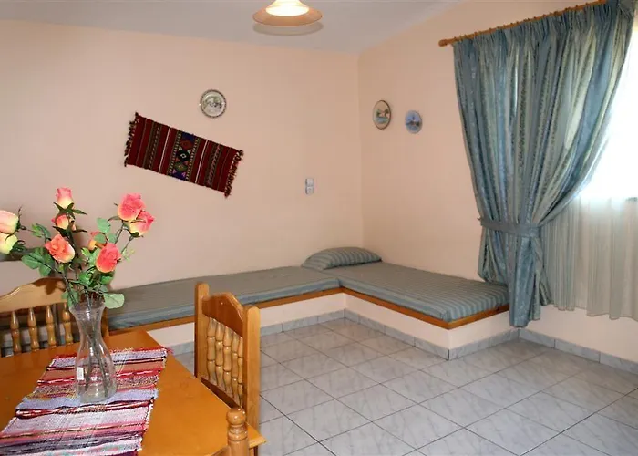 Lägenhetshotell Aspro Spiti 2*